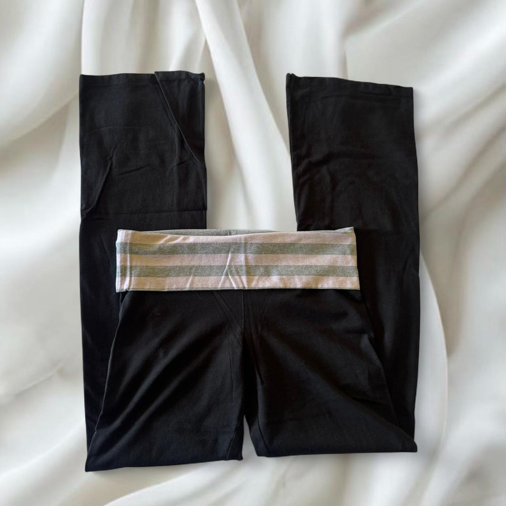 Y2K 2014 Victoria's Secret PINK grey and pink stripped fold over flared leggings